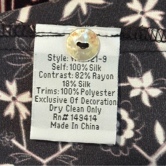 Johnny Was Womens Ophelia Velvet Silk Pajama Top Black NWT Size Medium - Picture 7 of 8